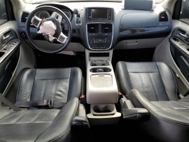 2016 Dodge Grand Caravan Crew