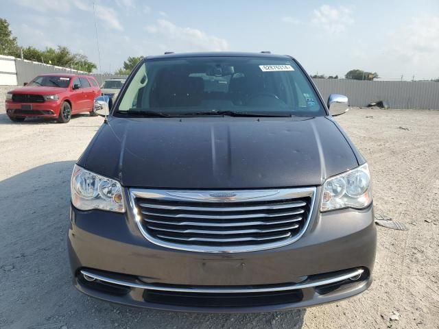 2016 Chrysler Town & Country Limited