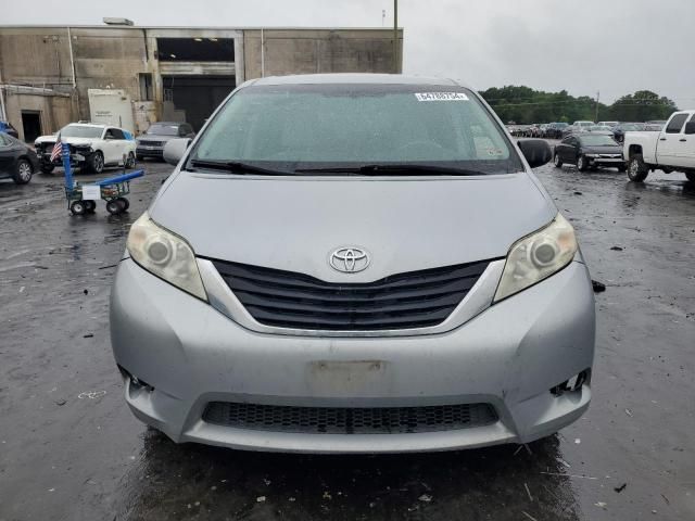 2011 Toyota Sienna LE