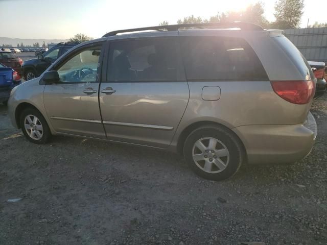 2007 Toyota Sienna CE