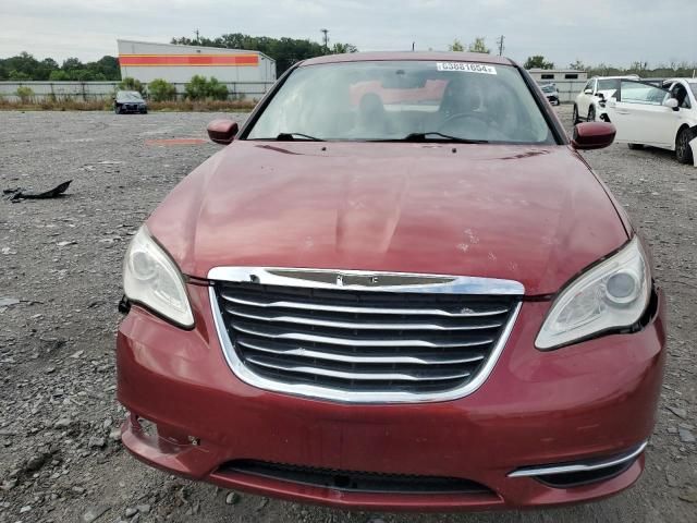 2013 Chrysler 200 Touring