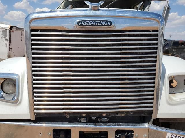 2020 Freightliner 122SD