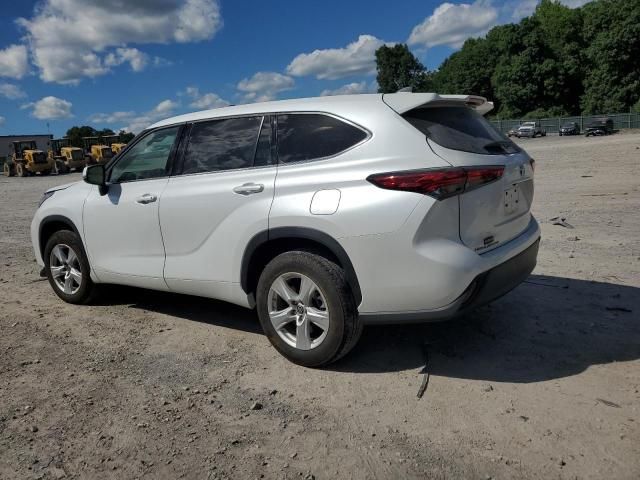 2022 Toyota Highlander Hybrid LE