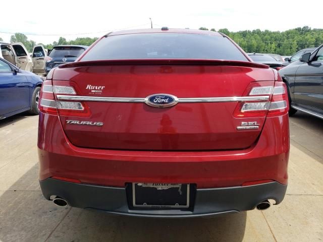 2014 Ford Taurus SEL