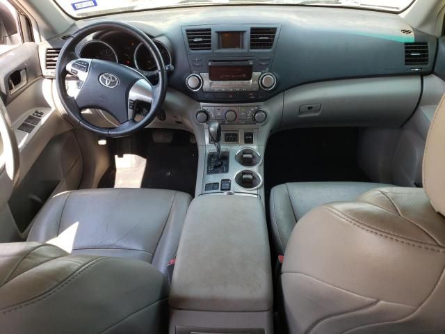 2011 Toyota Highlander Base