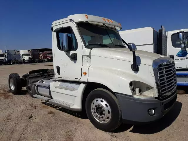 2012 Freightliner Cascadia 125