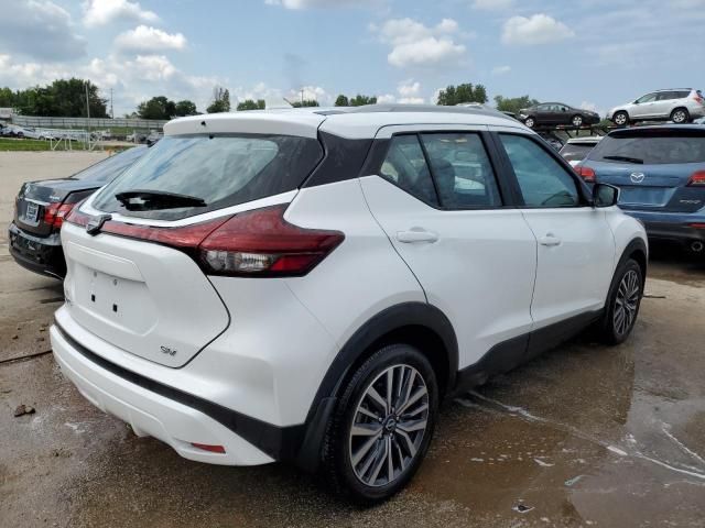 2022 Nissan Kicks SV