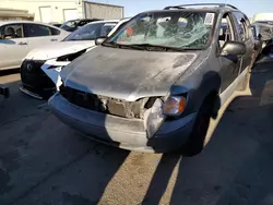 Carros salvage para piezas a la venta en subasta: 2000 Toyota Sienna LE