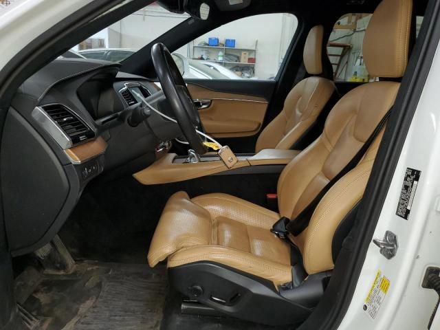 2019 Volvo XC90 T8 Inscription