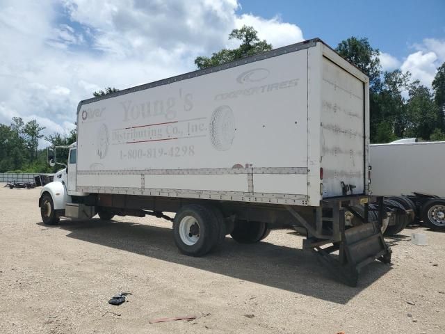 2010 Peterbilt 330