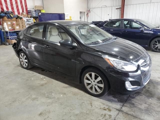 2013 Hyundai Accent GLS