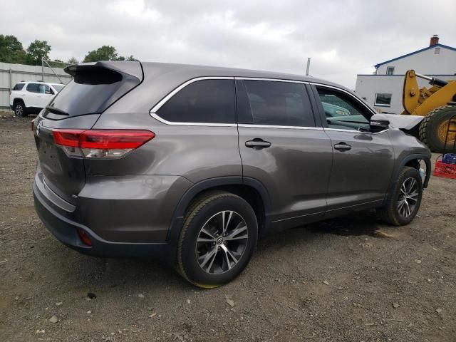 2018 Toyota Highlander LE