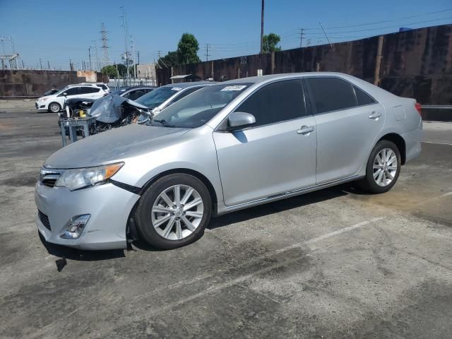 2014 Toyota Camry Hybrid