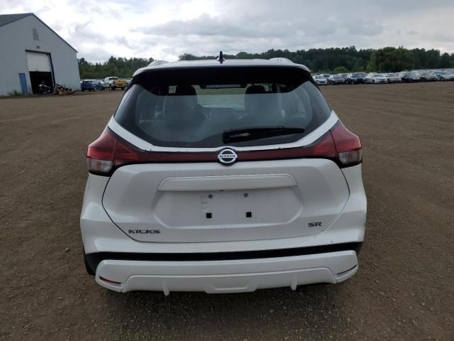 2021 Nissan Kicks SR