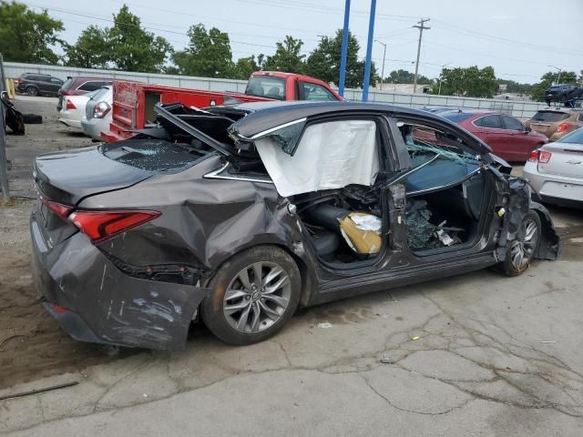 2019 Toyota Avalon XLE