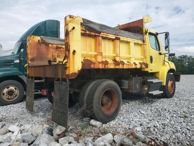 2011 Freightliner M2 106 Heavy Duty