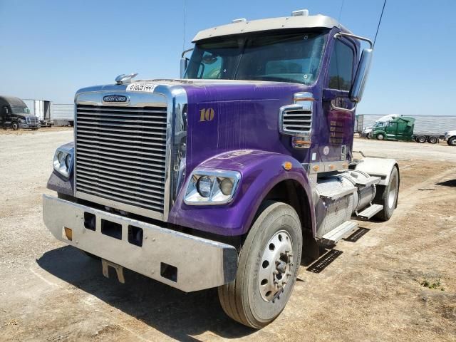 2020 Freightliner Coronado