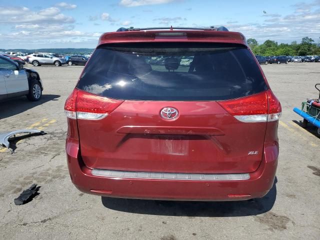 2011 Toyota Sienna XLE