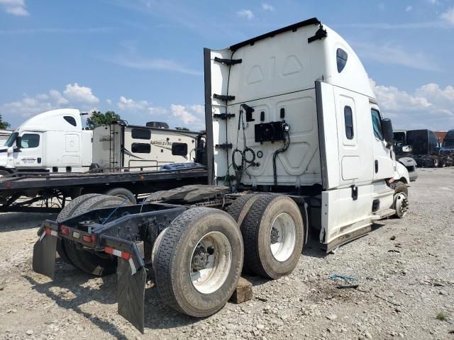 2022 Freightliner Cascadia 126