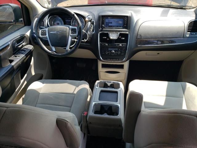 2011 Chrysler Town & Country Touring