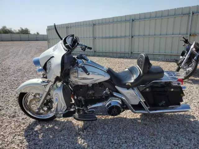 2008 Harley-Davidson Flhx