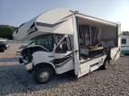 2019 Ford Econoline E450 Super Duty Cutaway Van