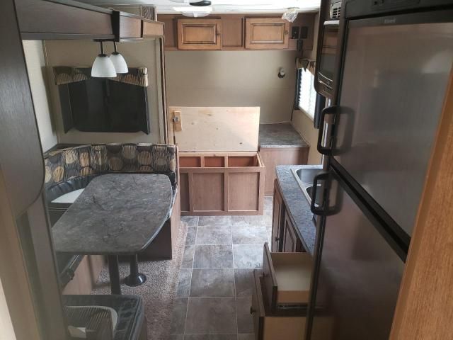 2013 Crrv Travel Trailer