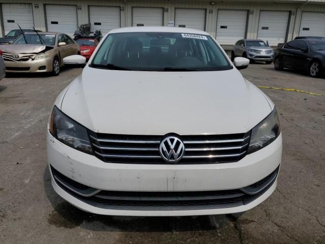 2015 Volkswagen Passat S