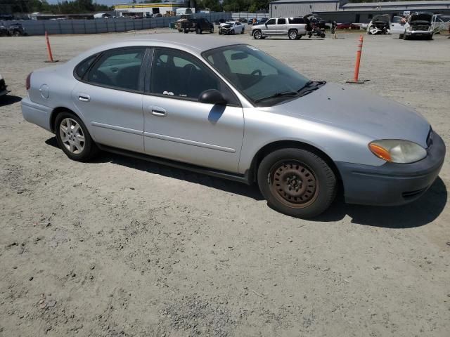 2005 Ford Taurus SE