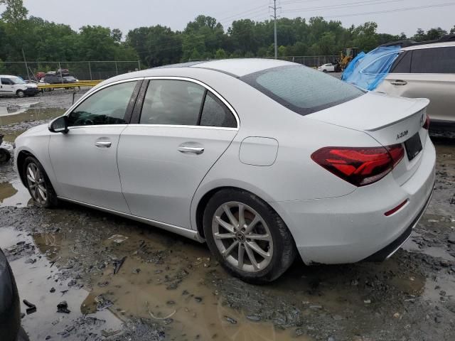 2019 Mercedes-Benz A 220