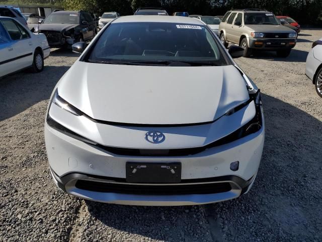 2024 Toyota Prius Prime SE