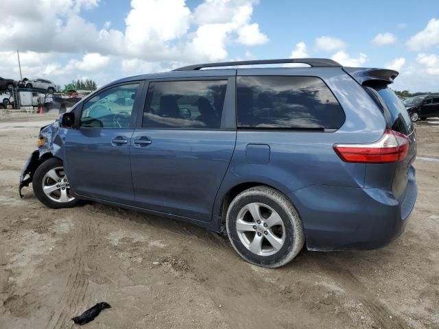 2015 Toyota Sienna LE