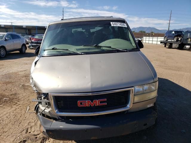 2002 GMC Safari XT