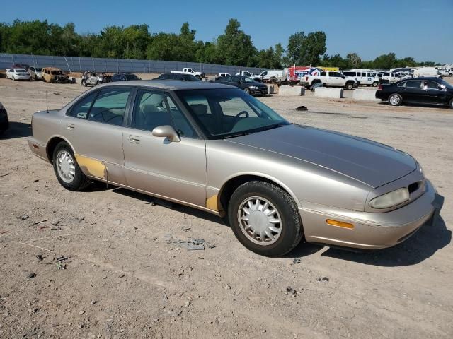 1999 Oldsmobile 88 Base