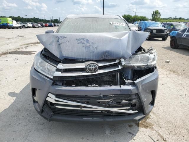 2018 Toyota Highlander SE