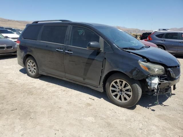 2015 Toyota Sienna Sport