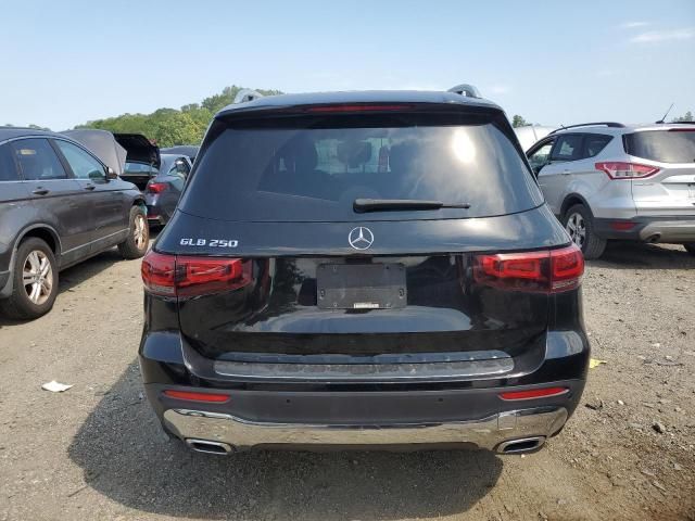 2021 Mercedes-Benz GLB 250