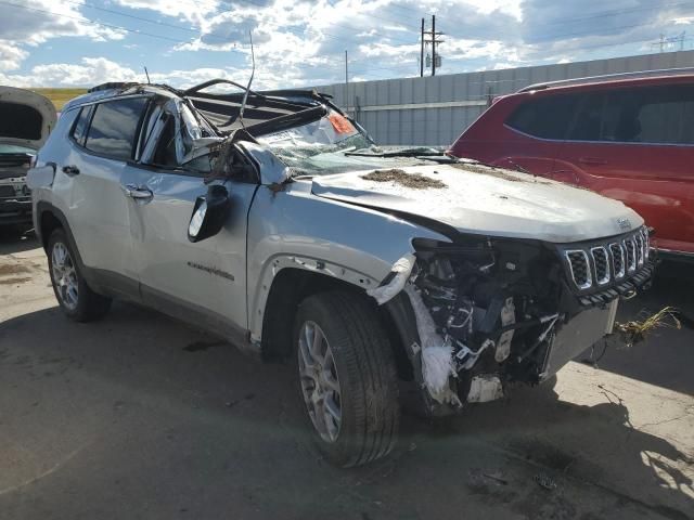 2024 Jeep Compass Latitude LUX