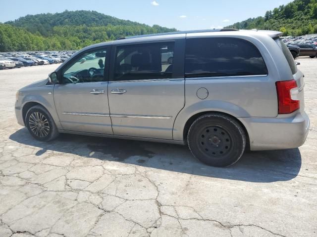 2014 Chrysler Town & Country Touring L