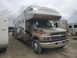 Salvage trucks for sale at Houston, TX auction: 2006 Chevrolet C5500 C5U042