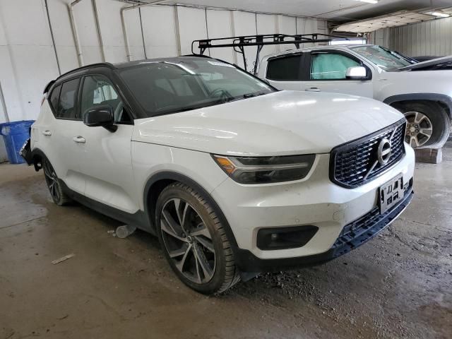 2021 Volvo XC40 T5 R-Design