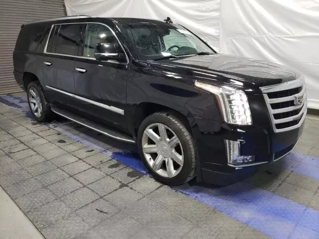 2016 Cadillac Escalade ESV Luxury