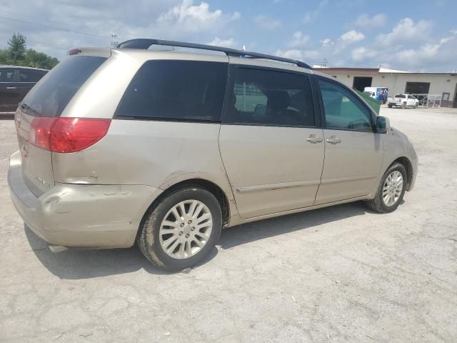 2008 Toyota Sienna XLE