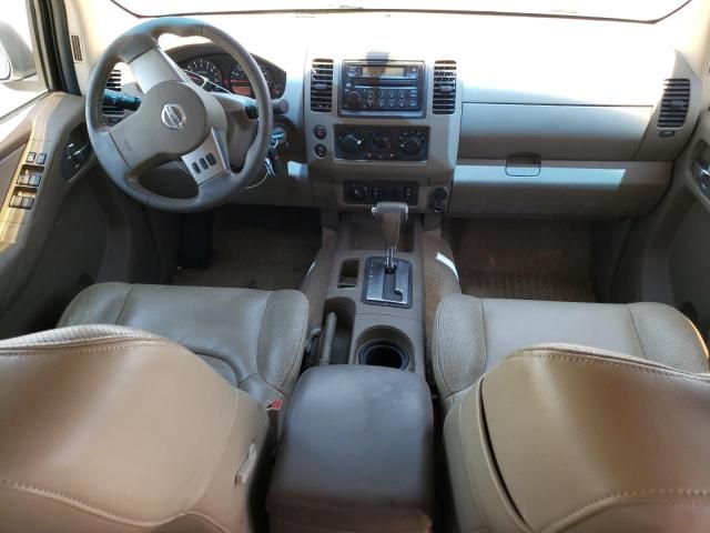 2005 Nissan Frontier Crew Cab LE