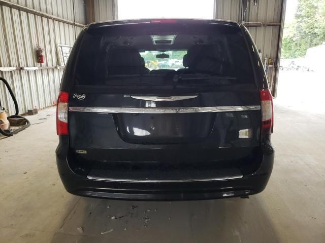 2015 Chrysler Town & Country Touring