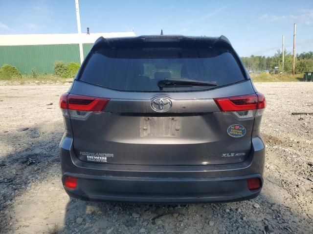 2018 Toyota Highlander SE