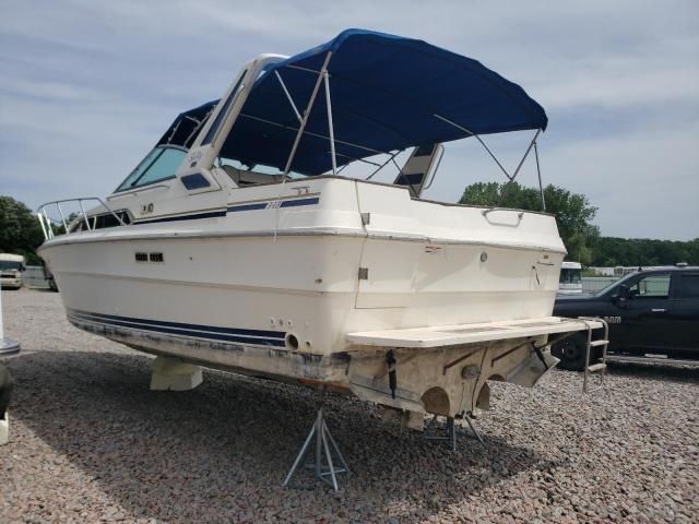 1985 Sea Ray Boat