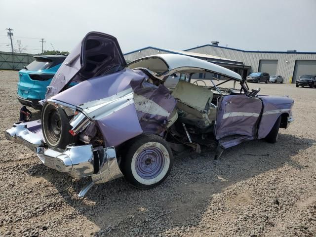 1957 Pontiac Chieftain