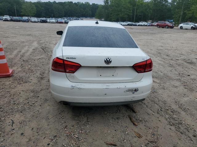 2013 Volkswagen Passat SE