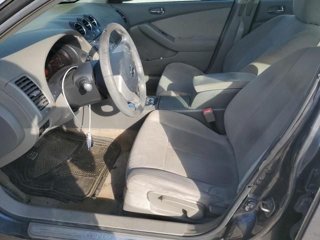 2010 Nissan Altima Base